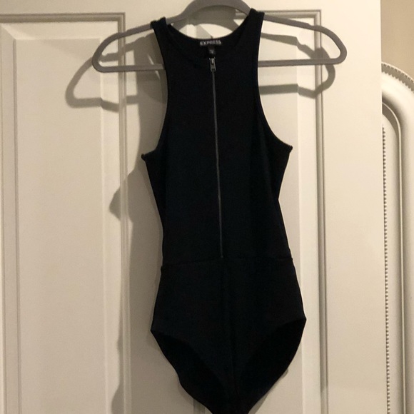 Express Tops - 🆕Express Black Ribbed Front Zip Bodysuit